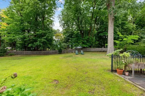 Exterior - 82 Old River Pl, Dedham, MA 02026 photo 10 of 10