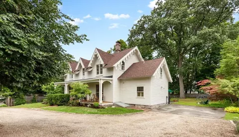 Exterior - 82 Old River Pl, Dedham, MA 02026 photo 7 of 10