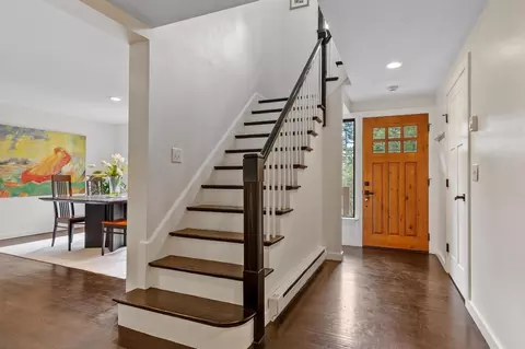 Entry Way - 29 Shaker Rd, Harvard, MA 01451 photo 2 of 5
