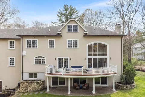 Exterior - 38 Wilsondale St, Dover, MA 02030 photo 4 of 5