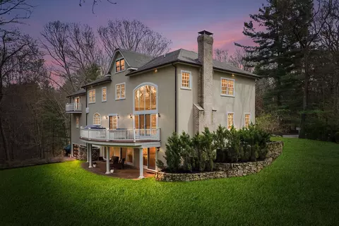Exterior - 38 Wilsondale St, Dover, MA 02030 photo 5 of 5