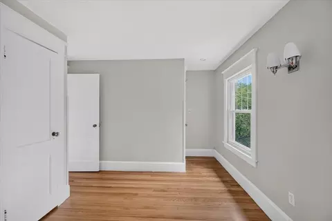 Bedroom - 2306 Wilbraham Rd, Springfield, MA 01129 photo 6 of 7