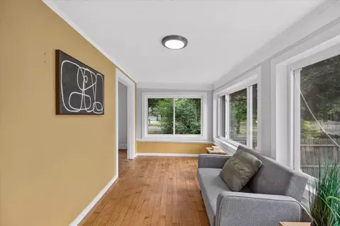Entry Way - 2306 Wilbraham Rd, Springfield, MA 01129 photo 5 of 8