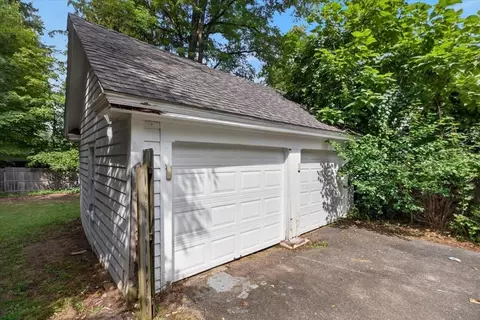 Exterior - 2306 Wilbraham Rd, Springfield, MA 01129 photo 6 of 8