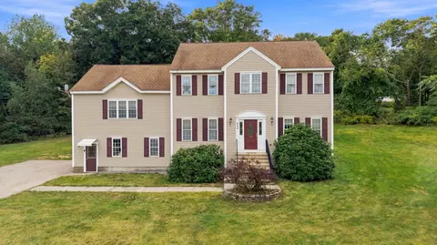 352 Grafton St, Shrewsbury, MA 01545