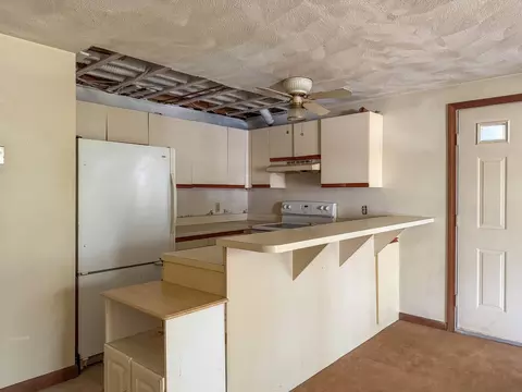Kitchen - 35 Ashumet Rd #3B, Mashpee, MA 02649 photo 2 of 2