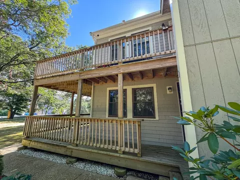 Exterior - 35 Ashumet Rd #3B, Mashpee, MA 02649 photo 9 of 11