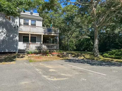 Exterior - 35 Ashumet Rd #3B, Mashpee, MA 02649 photo 11 of 11