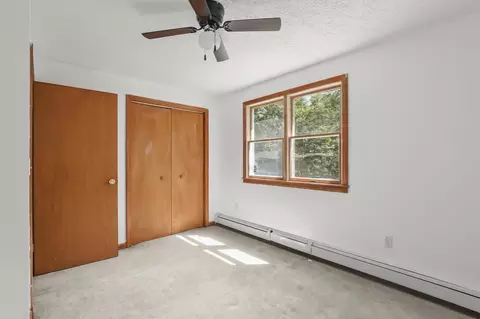 Bedroom - 8 Fearing Hill Rd, Wareham, MA 02571 photo 5 of 8