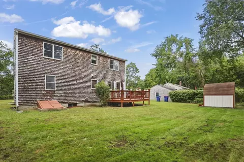 Exterior - 8 Fearing Hill Rd, Wareham, MA 02571 photo 6 of 9