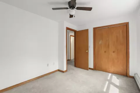 Bedroom - 8 Fearing Hill Rd, Wareham, MA 02571 photo 6 of 8