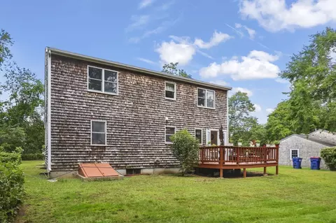 Exterior - 8 Fearing Hill Rd, Wareham, MA 02571 photo 3 of 9