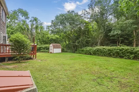 Exterior - 8 Fearing Hill Rd, Wareham, MA 02571 photo 5 of 9