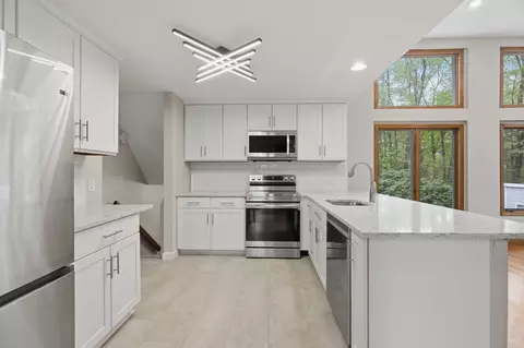 Kitchen - 27 Clearview Dr, Framingham, MA 01701 photo 1 of 4