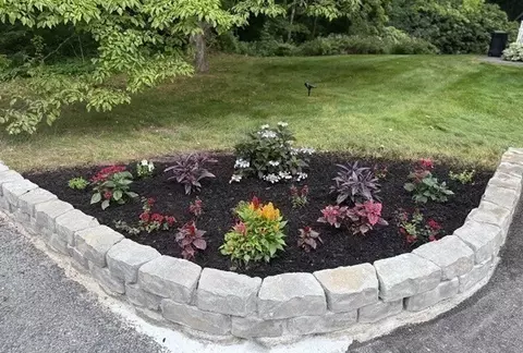 Exterior - 27 Clearview Dr, Framingham, MA 01701 photo 11 of 12