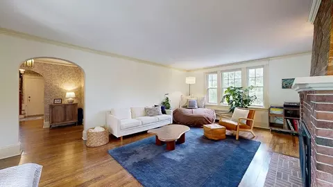 Living - 45 Terrace Dr, Worcester, MA 01609 photo 2 of 4