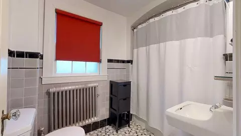 Bath - 45 Terrace Dr, Worcester, MA 01609 photo 4 of 4