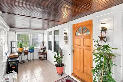 Exterior - 764 Allen St, Springfield, MA 01118 photo 2 of 7