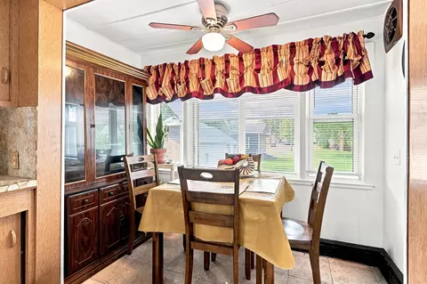 Dining - 764 Allen St, Springfield, MA 01118 photo 4 of 4