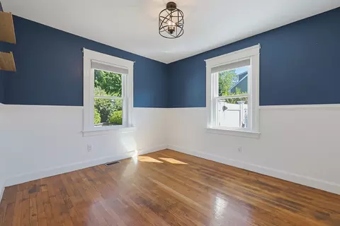 Bedroom - 191 Whitins Rd, Sutton, MA 01590 photo 3 of 6