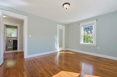 Bedroom - 191 Whitins Rd, Sutton, MA 01590 photo 1 of 6