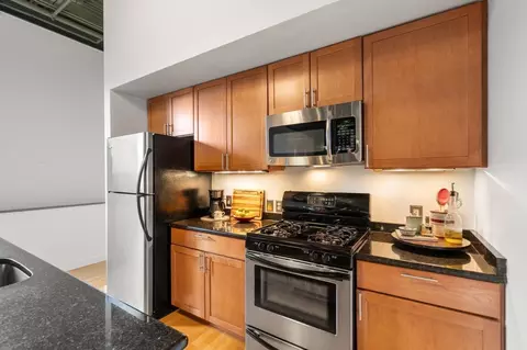 Kitchen - 1 Envelope Ter #211, Worcester, MA 01604 photo 1 of 4