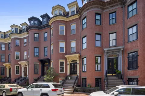 44 Rutland Sq #2, Boston, MA 02118