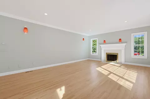 Living - 6 Samuel Path, Natick, MA 01760 photo 4 of 6