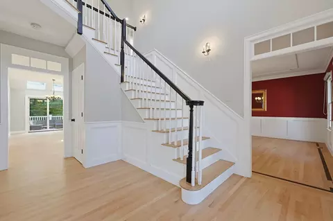 Entry Way - 6 Samuel Path, Natick, MA 01760 photo 1 of 4