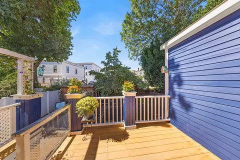Exterior - 294 Eastern Ave, Lynn, MA 01902 photo 2 of 5