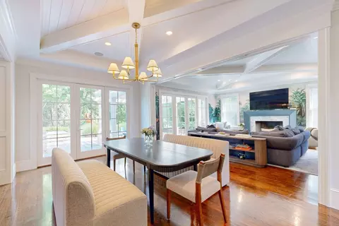 Dining - 370 Grove St, Needham, MA 02492 photo 3 of 3