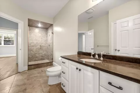 Bath - 21 Westerly, Weston, MA 02493 photo 5 of 5