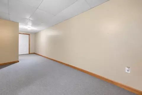 Entry Way - 5 School St, Granby, MA 01033 photo 2 of 3