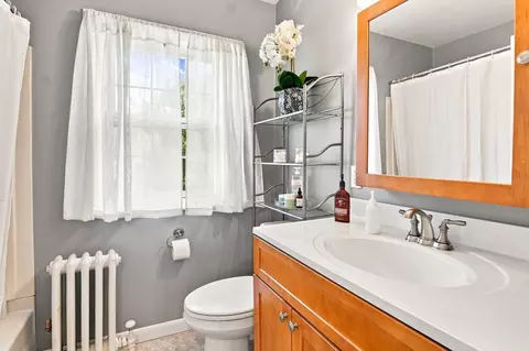 Bath - 43 Klebart Ave, Webster, MA 01570 photo 2 of 2