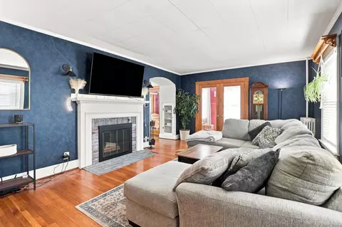 Living - 43 Klebart Ave, Webster, MA 01570 photo 3 of 4