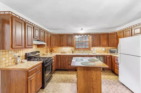 36 Boeske Ave, Maynard, MA 01754 photo 12