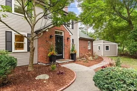 282 Lowell St, Lexington, MA 02420