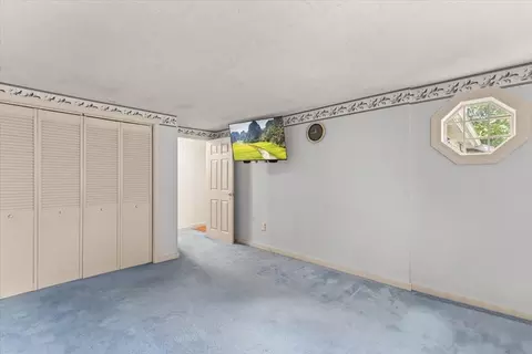 Bedroom - 8 Clay Pond Rd, Bourne, MA 02532 photo 4 of 7
