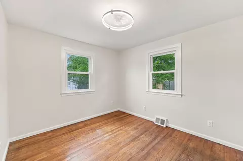 Bedroom - 76 Daley St, Chicopee, MA 01013 photo 2 of 7