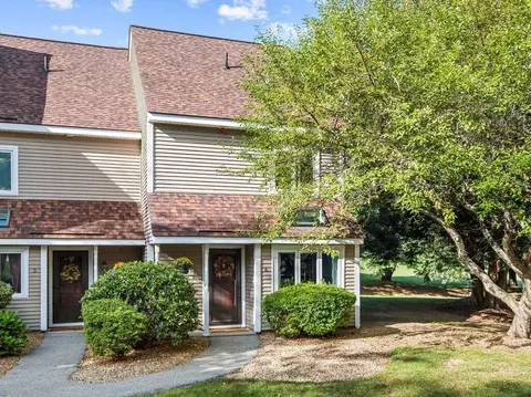 66 Pleasant St #6, Oxford, MA 01537