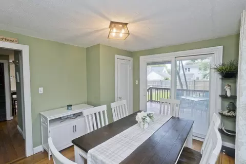 Dining - 143 Winton St, Springfield, MA 01118 photo 2 of 4