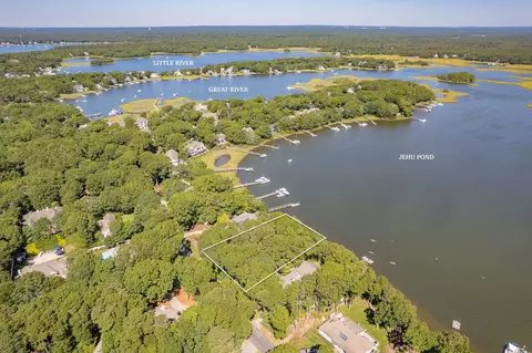 View/Area - 71 Tide Run, Mashpee, MA 02649 photo 10 of 15