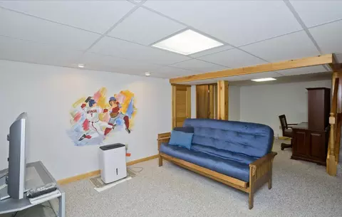 Living - 539 Dutchess St, Springfield, MA 01129 photo 3 of 3