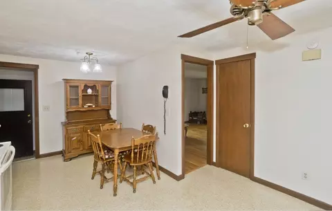 Dining - 539 Dutchess St, Springfield, MA 01129 photo 1 of 1