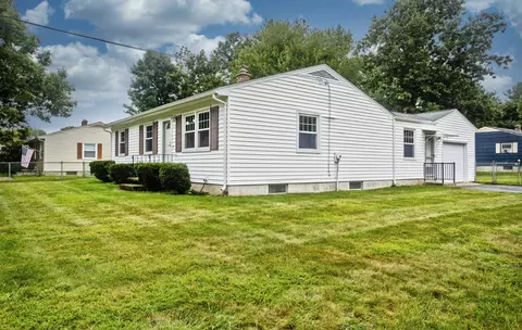 Other - 539 Dutchess St, Springfield, MA 01129 photo 2 of 7
