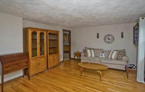 Living - 539 Dutchess St, Springfield, MA 01129 photo 2 of 3