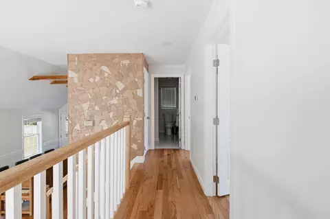 Entry Way - 1 Fellowship Cir, Wareham, MA 02576 photo 2 of 2