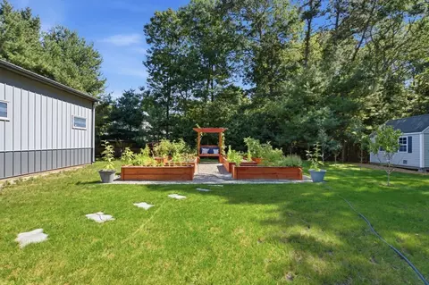Exterior - 1 Fellowship Cir, Wareham, MA 02576 photo 9 of 13