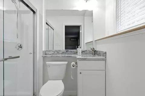 Bath - 1 Fellowship Cir, Wareham, MA 02576 photo 1 of 2