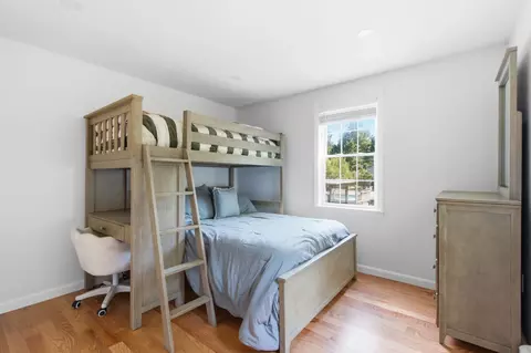 Bedroom - 1 Fellowship Cir, Wareham, MA 02576 photo 2 of 5